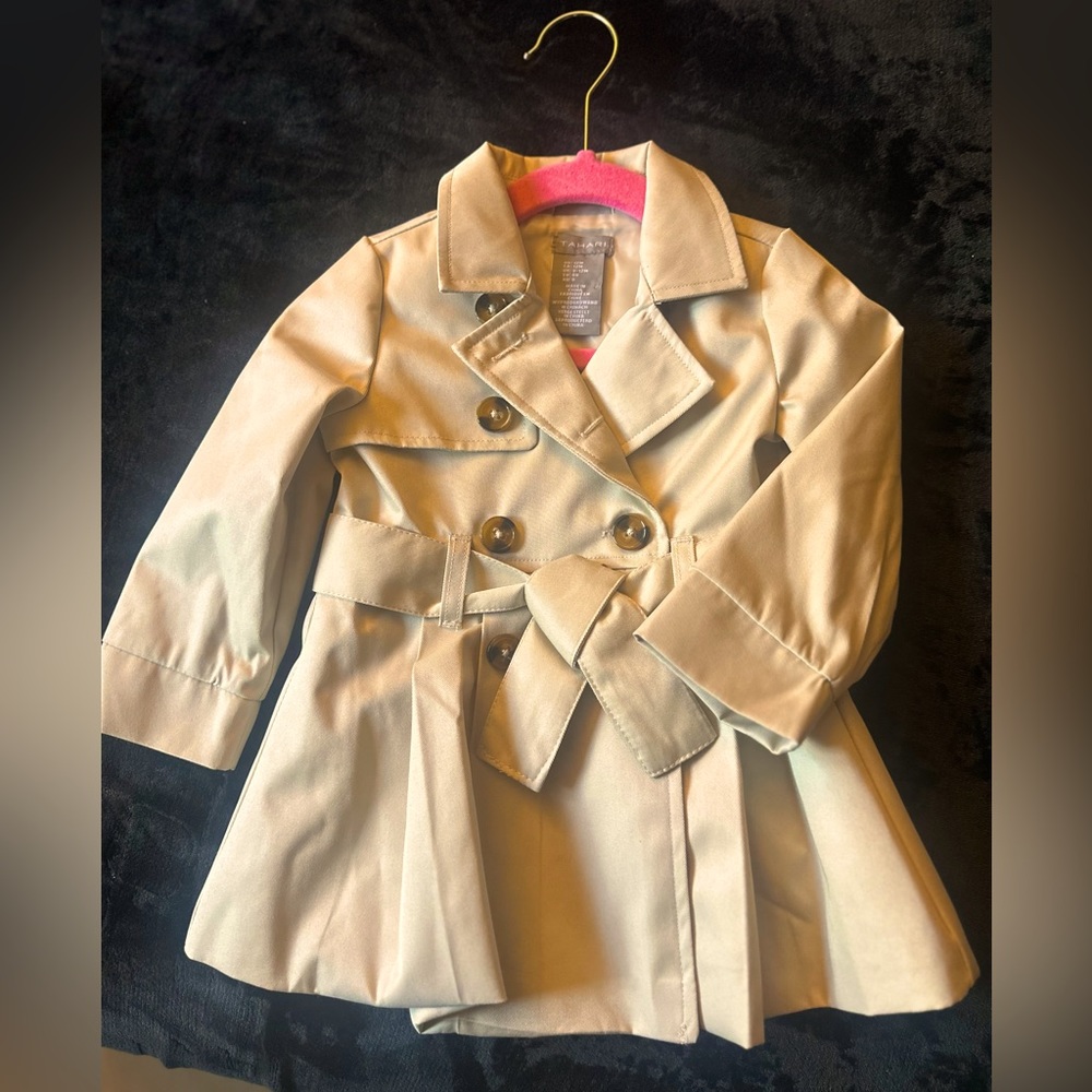 Beige Jacket for a beautiful Girl